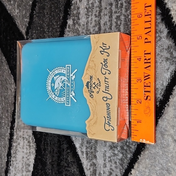 ADVENTURE IS OUT THERE FISHING UTILITY TOOL KIT 🎣 - Picture 6 of 10